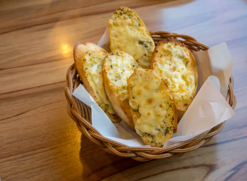 Garlic Bread With Cheese