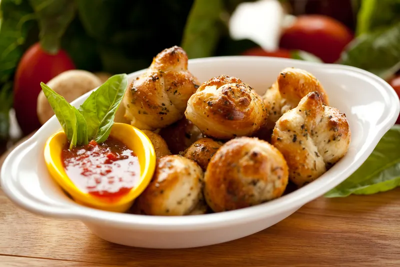 Half Tray Of Garlic Knots