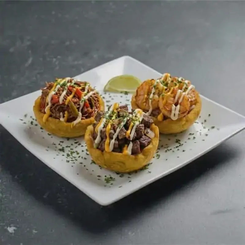 Canasta De Platanos Mixta (Mixed Plantain Baskets)