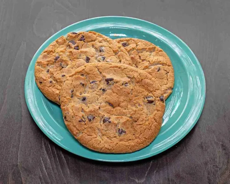 Chocolate Chip Cookie