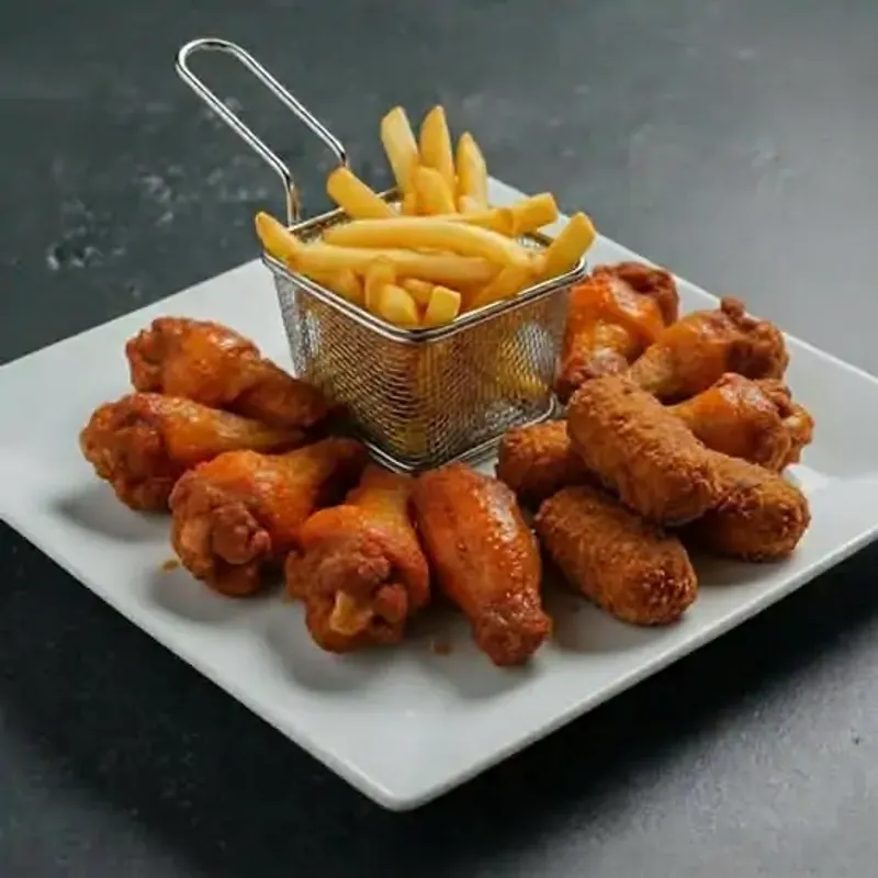 Picadita Cubana (1-2 Personas) / Small Cuban Snack Basket (1-2 People)