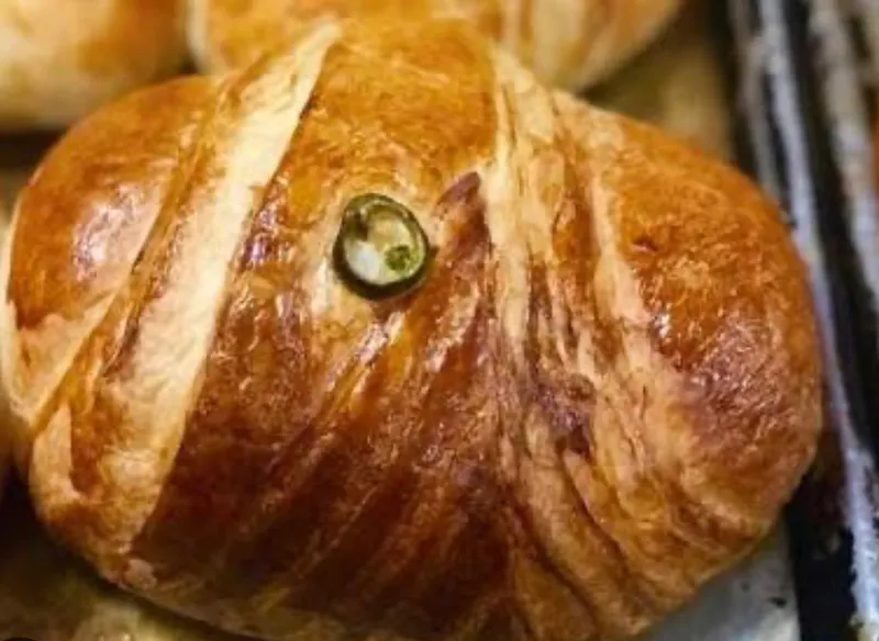 H & C Jalapeno Croissant