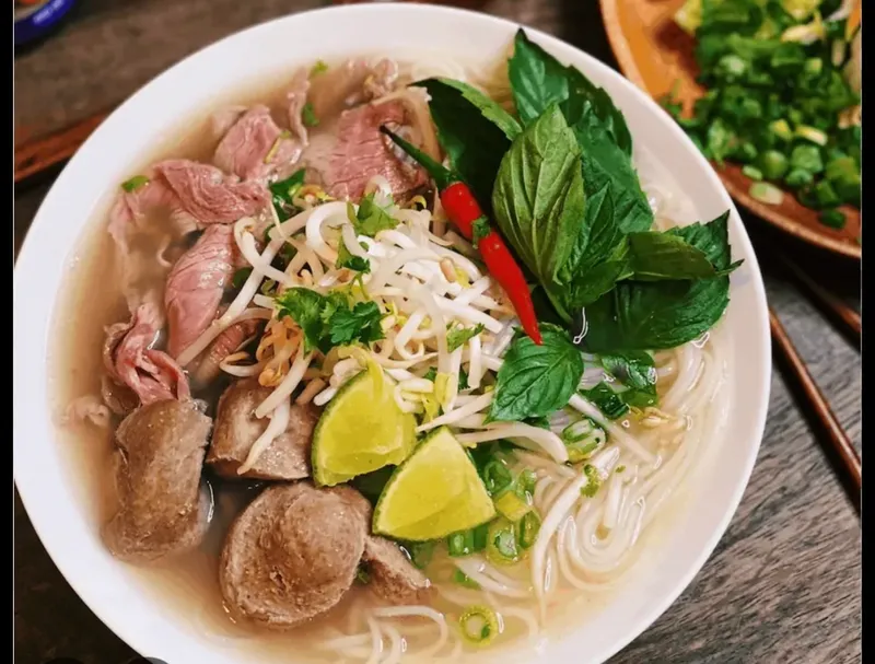 S1. (Large ) Combo beef Pho/pho dac biet