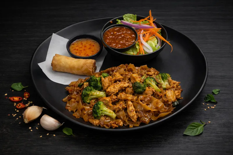 Lunch Pad See Eew