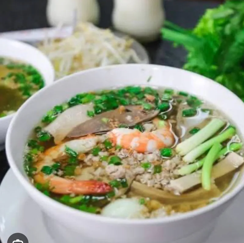 Hu Tieu Nouc / Vietnamese noodle soup