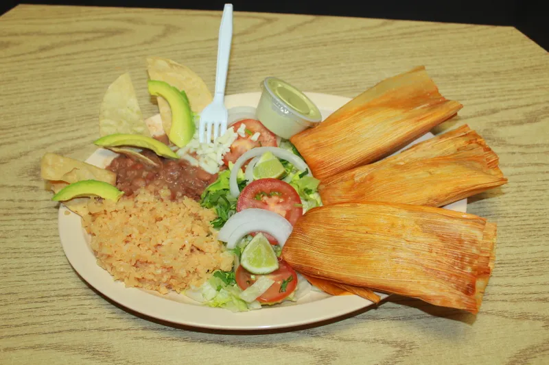 Tamales Plater