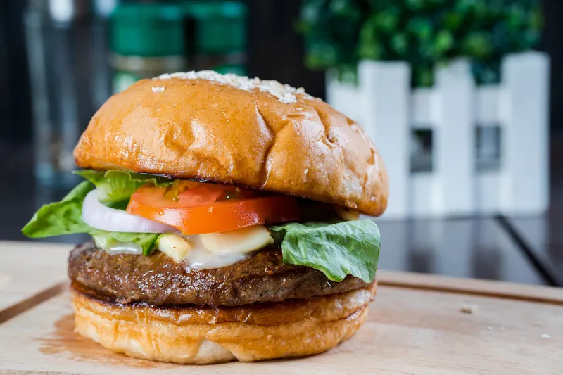 1/2Lb Black Angus Cheese Burger Combo