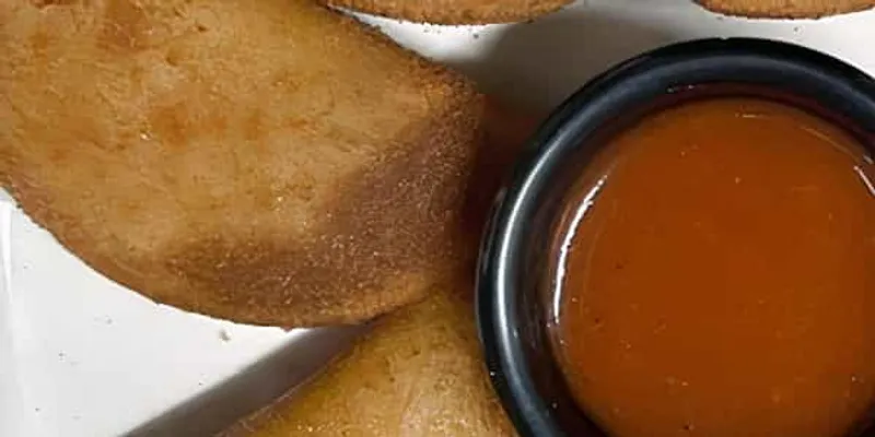 Chicken Pockets / Pastel De Galinha