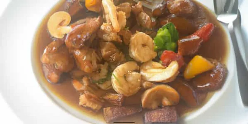 Whole Pork With Shrimp / Picadinho Com Camarao