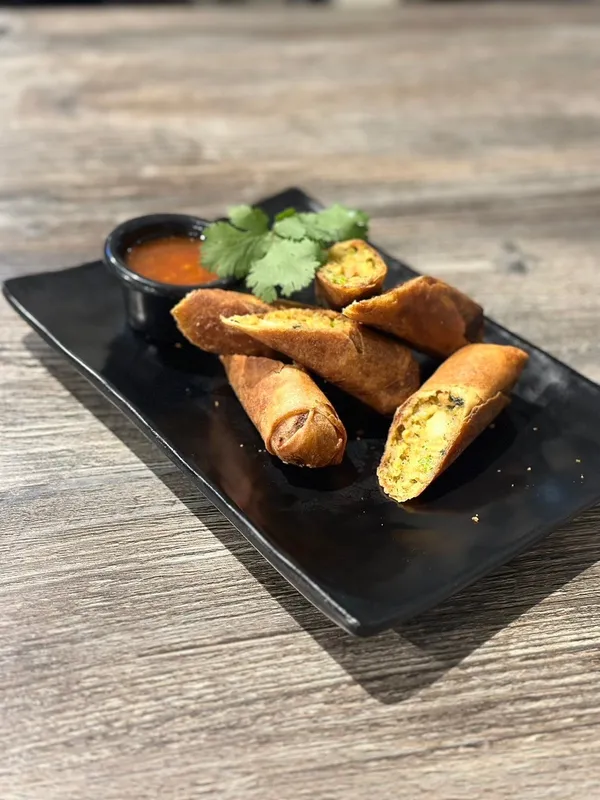 Crispy Curry Chicken Rolls (3)