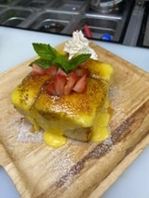 Honey Toast Creme Brulee