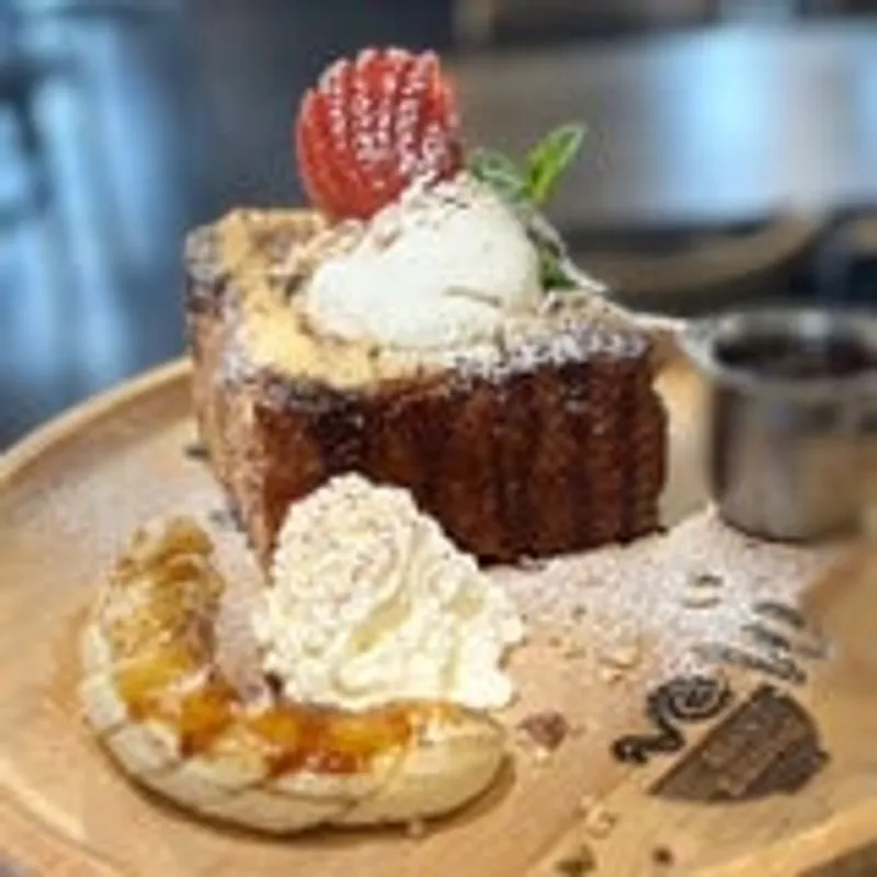 Honey Toast Nutella Banana Caramel