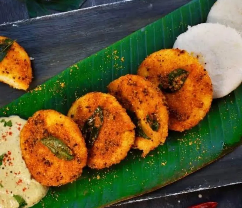 Ghee Podi Idly (3 Pieces)