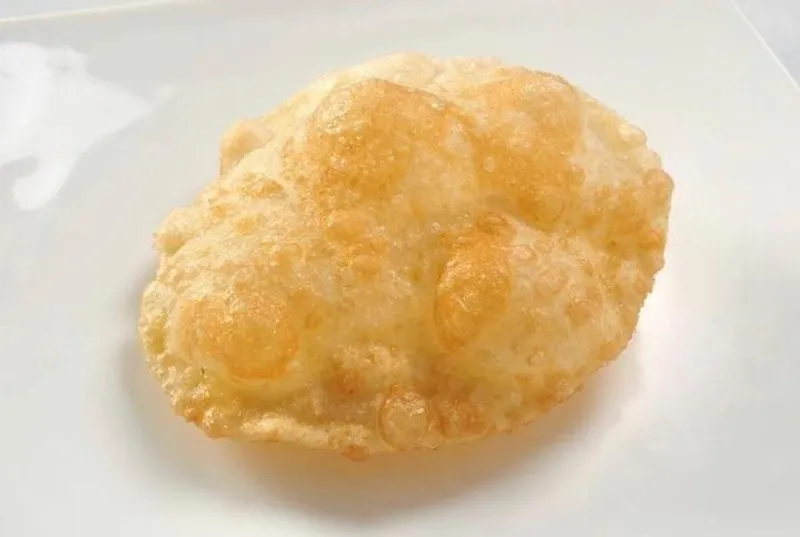 Poori (1)