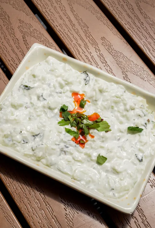 Tzatziki ( Cacik )
