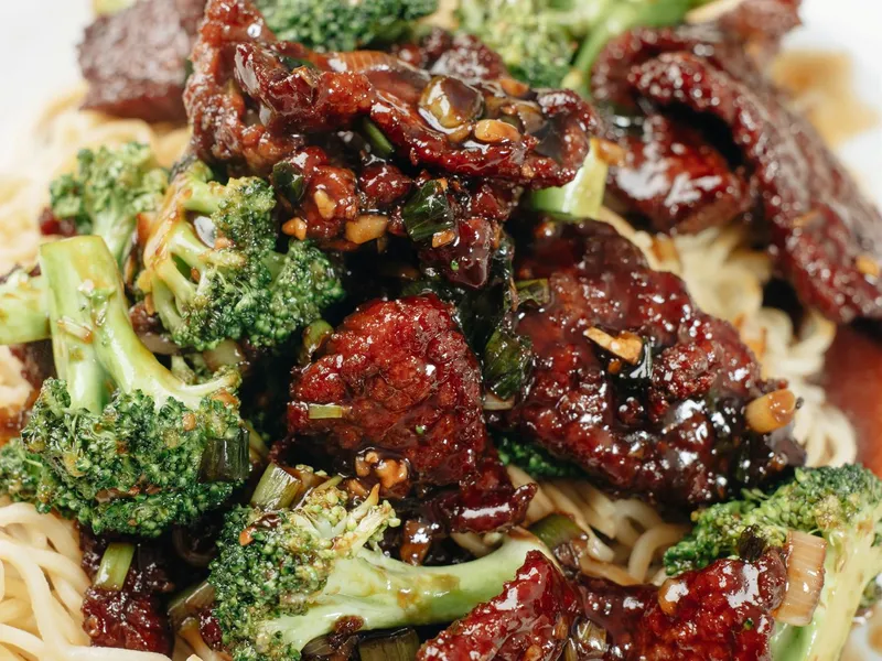 Beef & Broccoli