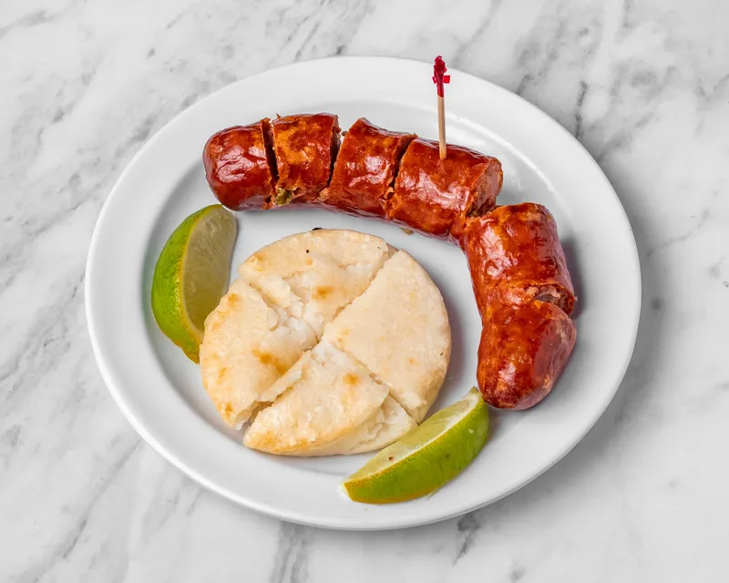 Chorizo Con Arepa