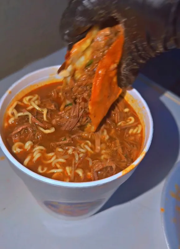 SPECIAL!! 32oz Birria ramen & 3 Quesabirria tacos