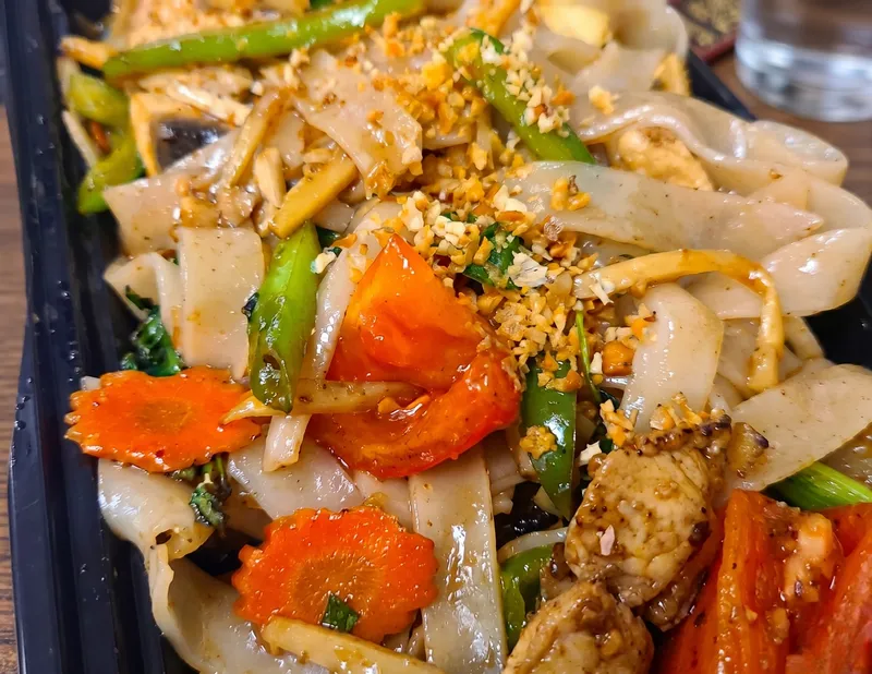 Drunken Noodles (Pad Kee Mao)