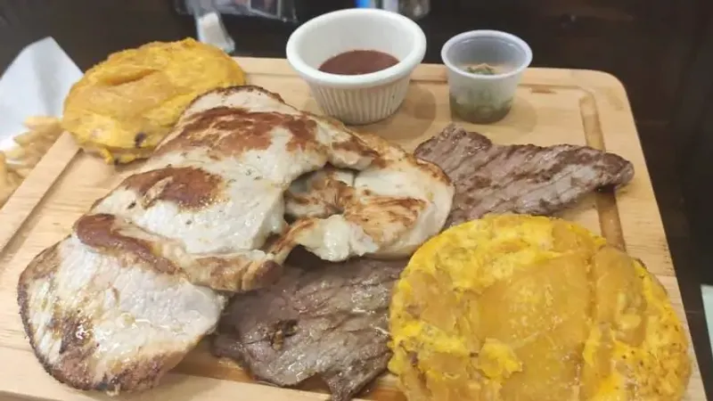 Parrillada 3 Carnes