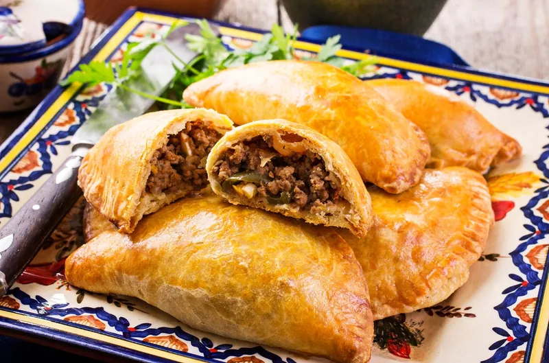 Empanadas (Carne/Pollo)