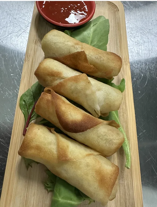 Veggie Egg Roll (4)