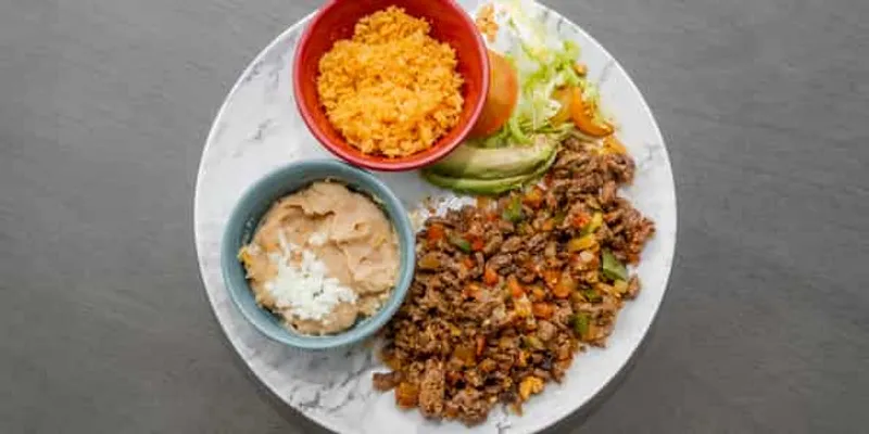 Bistec A La Mexicana / Mexican Style Steak