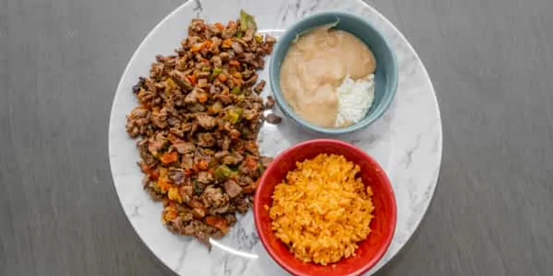 Platillo De Alambre / Steak With Peppers Plate
