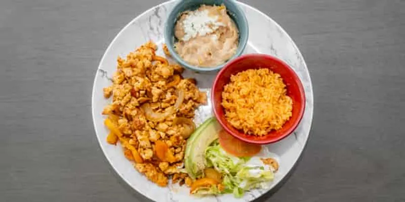 Plato De Fajita De Pollo / Chicken Fajita Plate