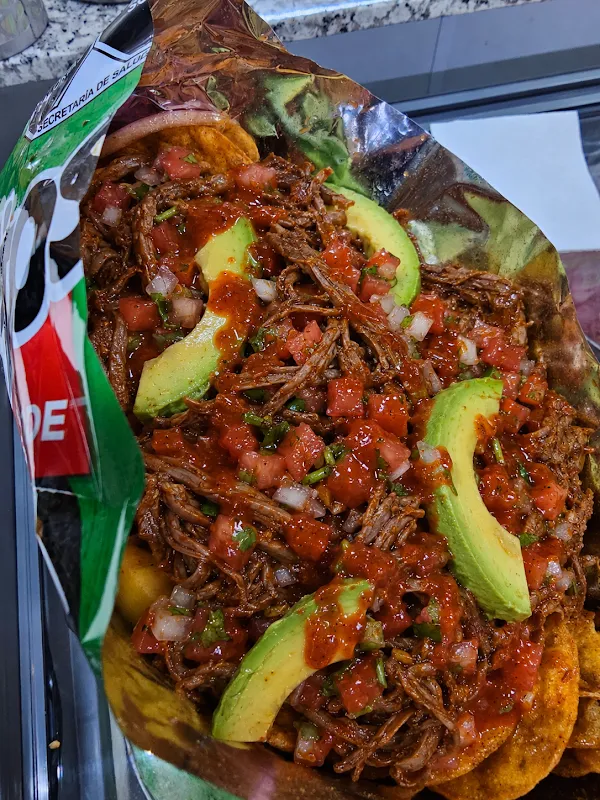 Tostitos con Birria Quesudos