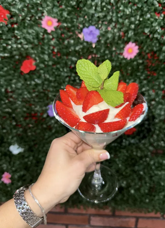 Maddy's Fresas Con Crema