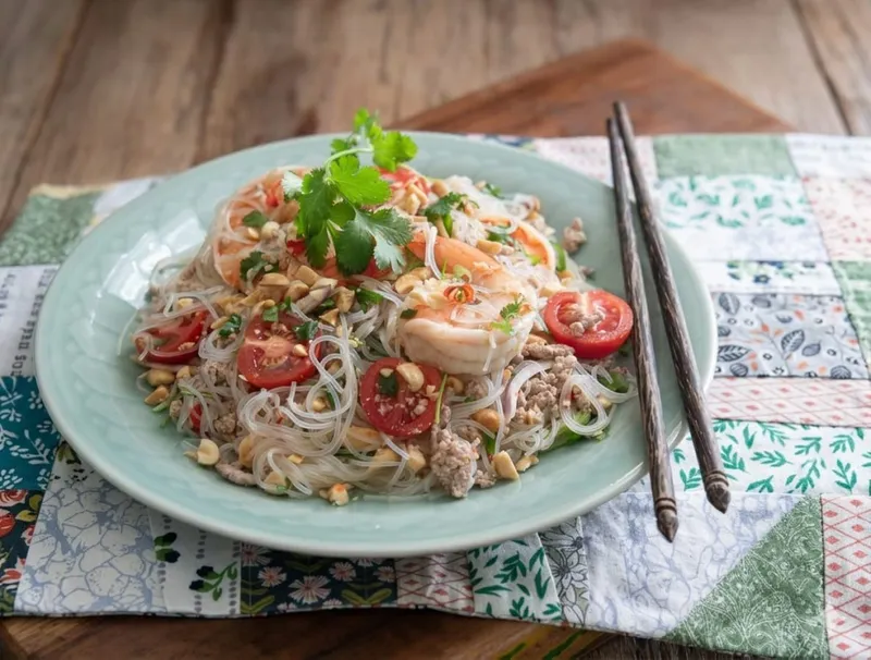 Glass Noodle Seafood Salad (Yum Woon Sen )