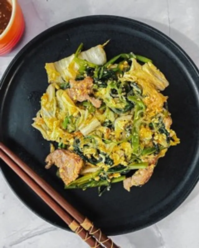 Thai Sukiyaki Stir-Fry (Suki Hang)