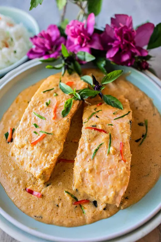 Salmon (Choo Chee Or Garlic Or Sweet Chili)