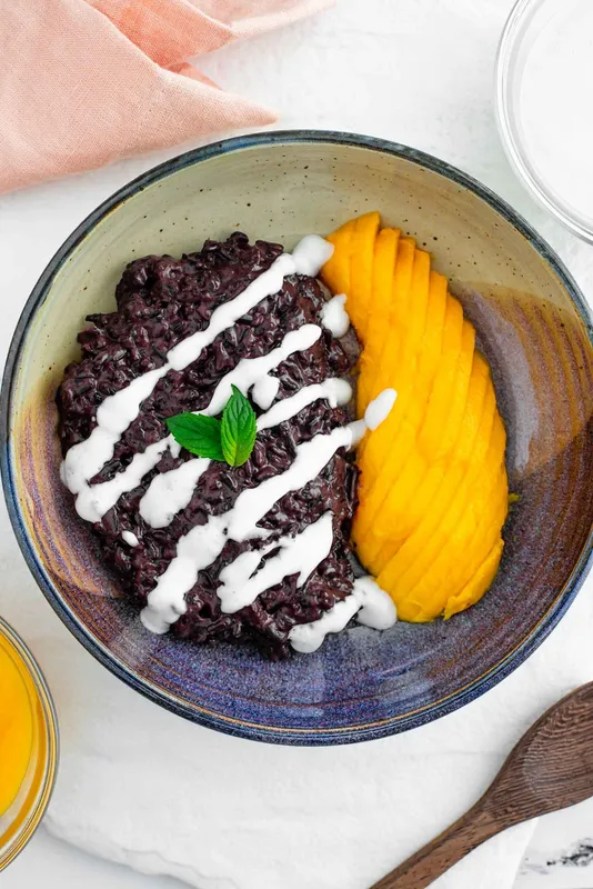 Black Rice Mango Dessert