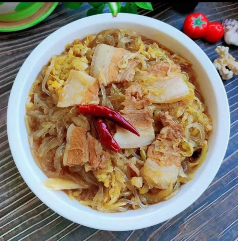 Pork W. Sour Pickle