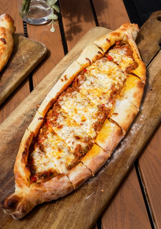 Meat Pide