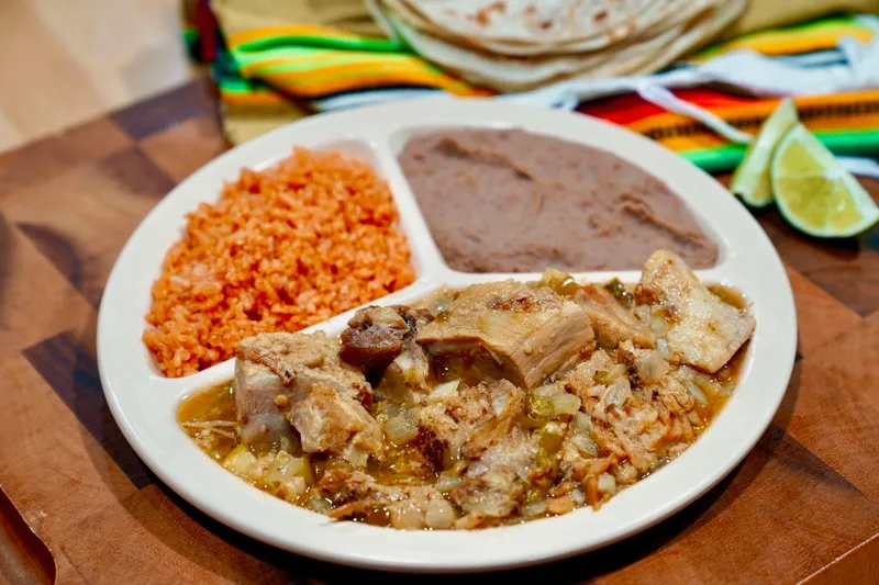 Chicharrón Prensado Guisado Plate