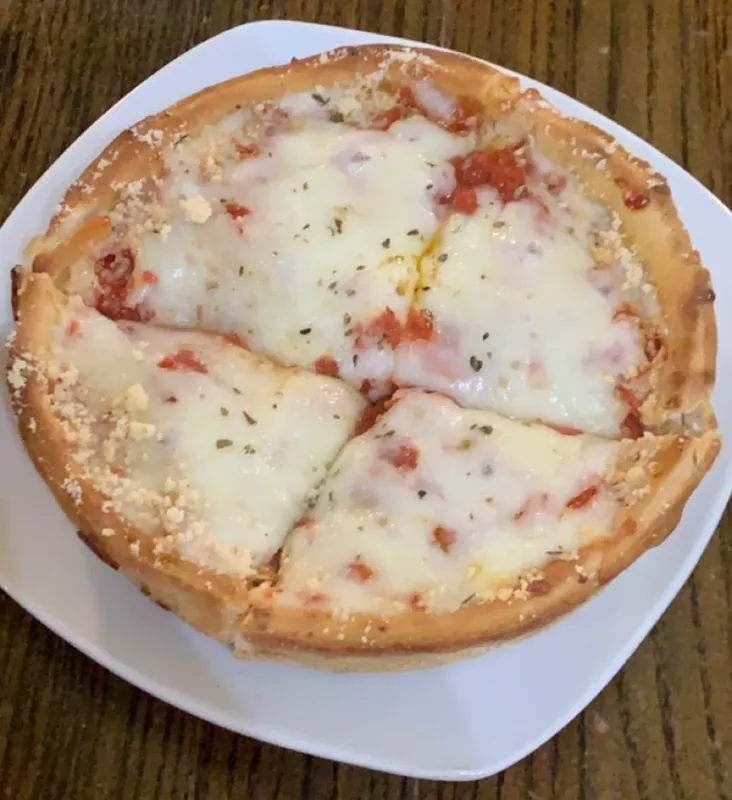 Personnal size Deep Dish Pizza