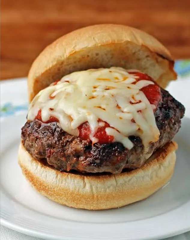 The Pizza Burger