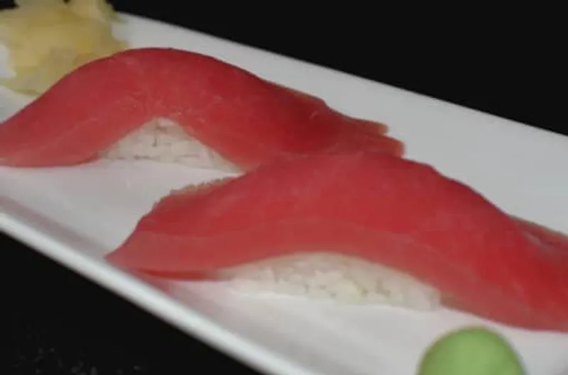 Tuna Nigiri