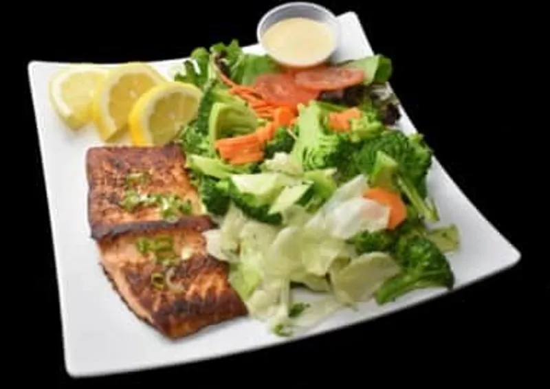 Grilled Salmon With Vegetables