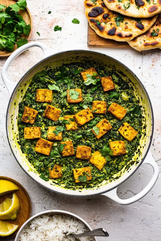 Saag (Paneer / Chicken)