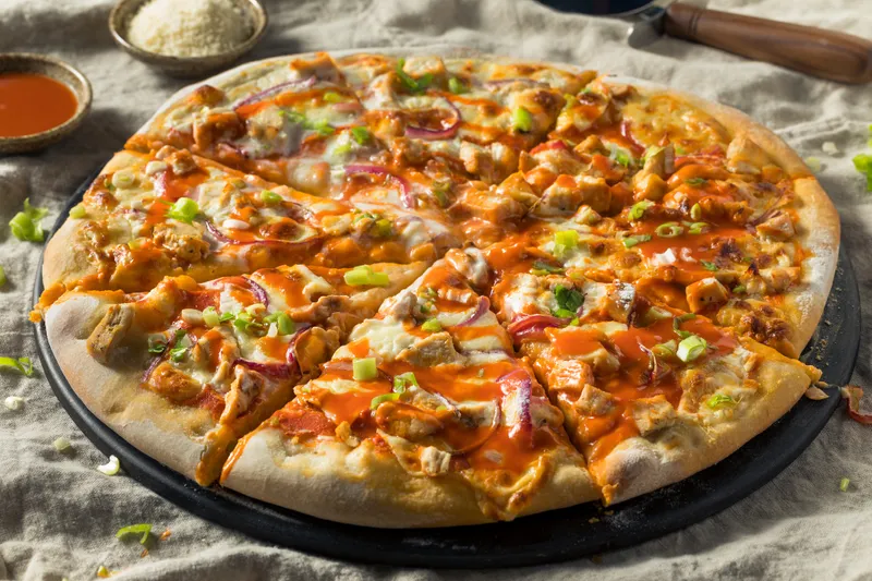 Large Buffalo Chicken Pizza