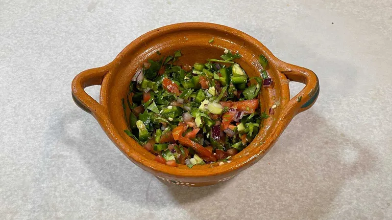 Pico De Gallo & Chips