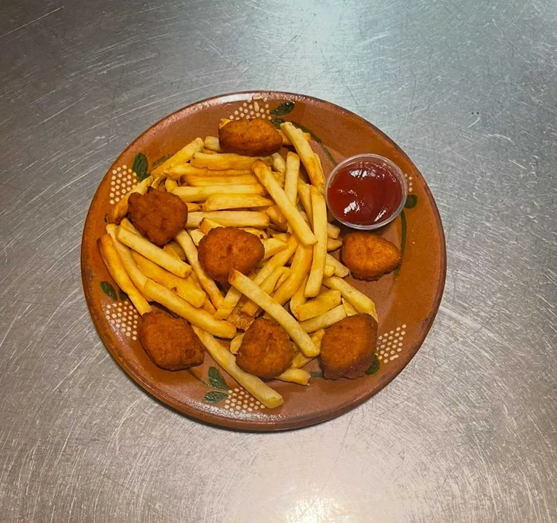 Kid's Chicken Nuggets & French Fries