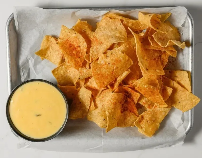 Chips & Queso