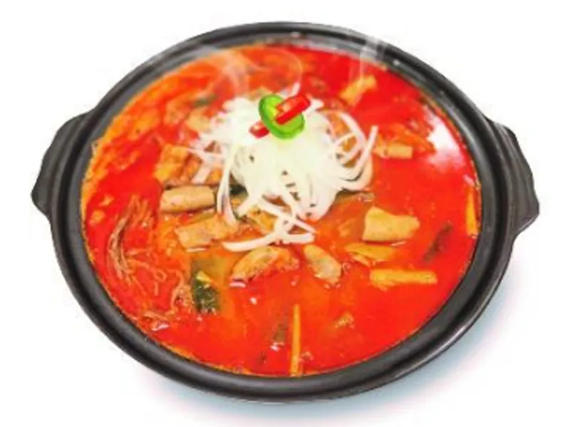 Beef intestine & tripe & Brisket Hot Pot with glass noodles