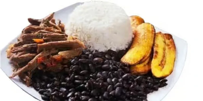 Almuerzo De Pabellon Criollo