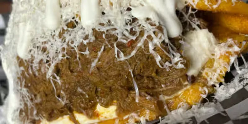 Cachapa Con Carne Mechada / Cachapa With Shredded Beef